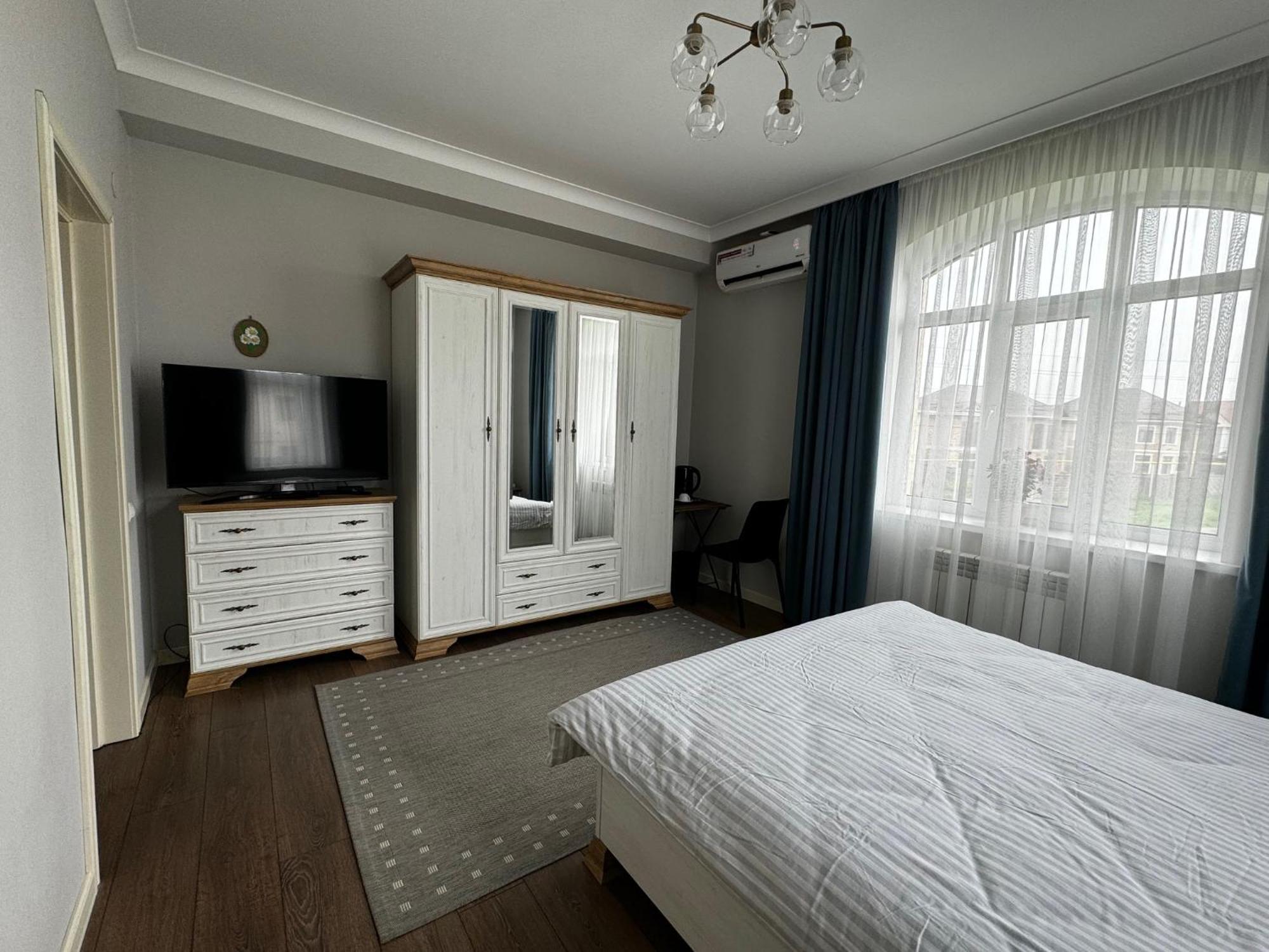 Aikol Guesthouse Privokzalnoye ภายนอก รูปภาพ